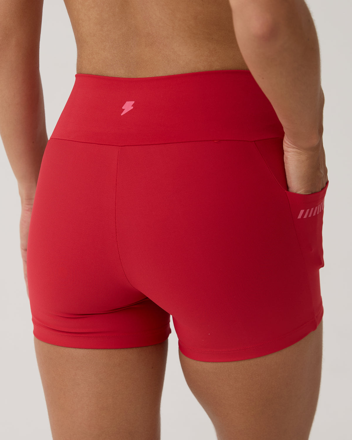 Short com Bolso Run Club - Vermelho