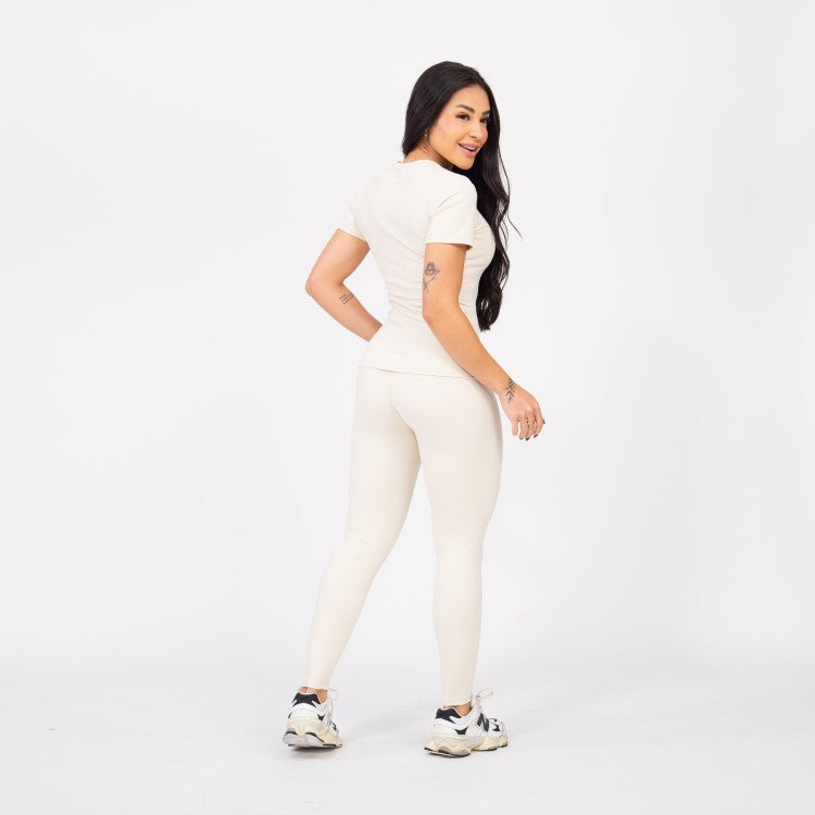 Blusa Baby Look Comfort - Creme Suave