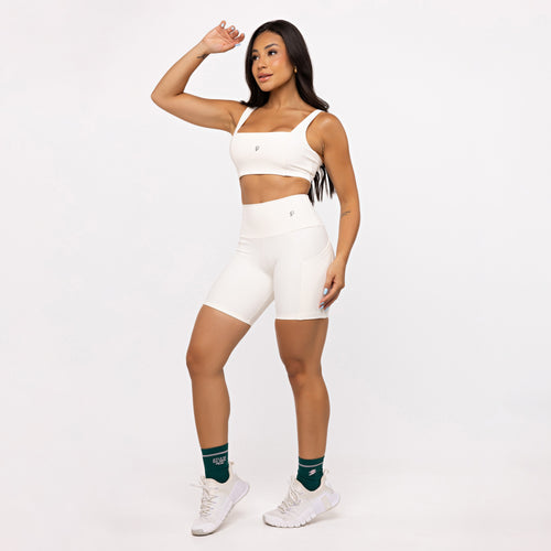 Bermuda Básica com Bolso - Off White