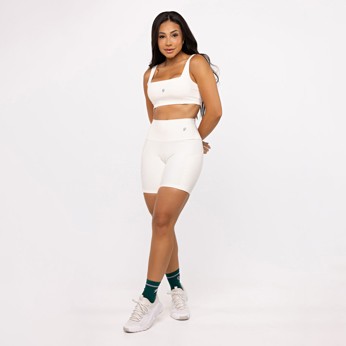 Bermuda Básica com Bolso - Off White