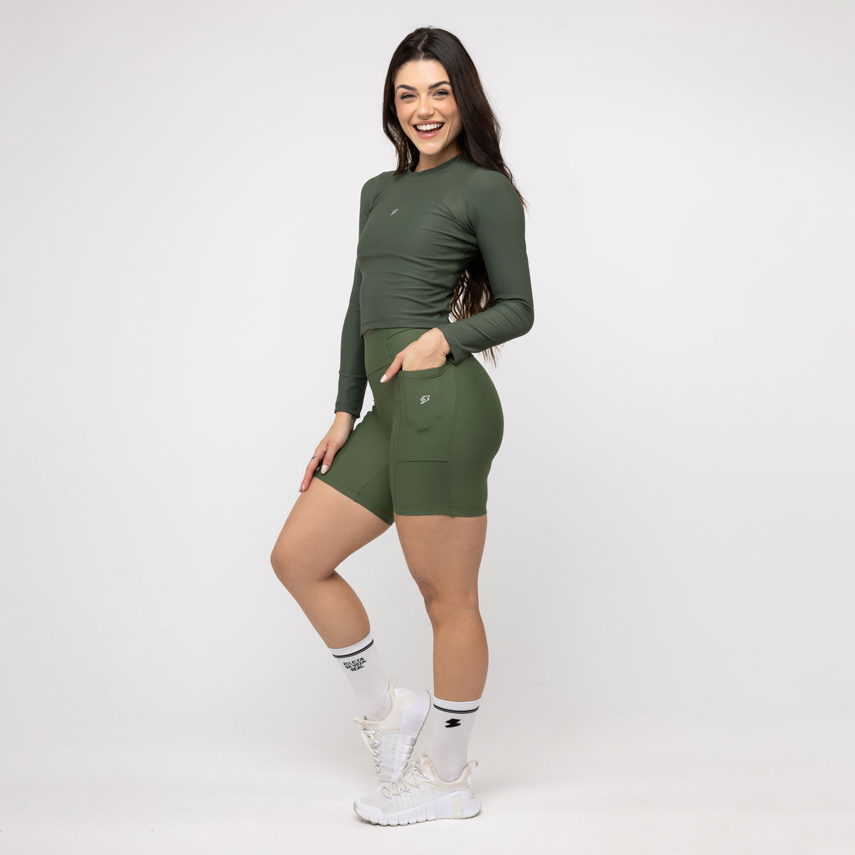 Bermuda com Bolsos Running - Verde Oliva