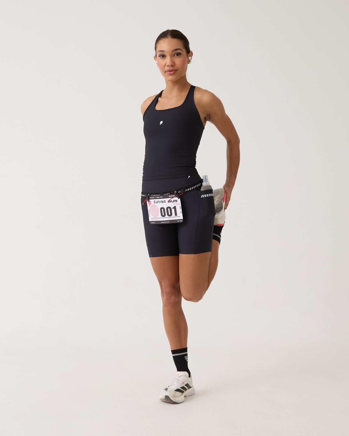 Bermuda com Bolso Run Club - Preto