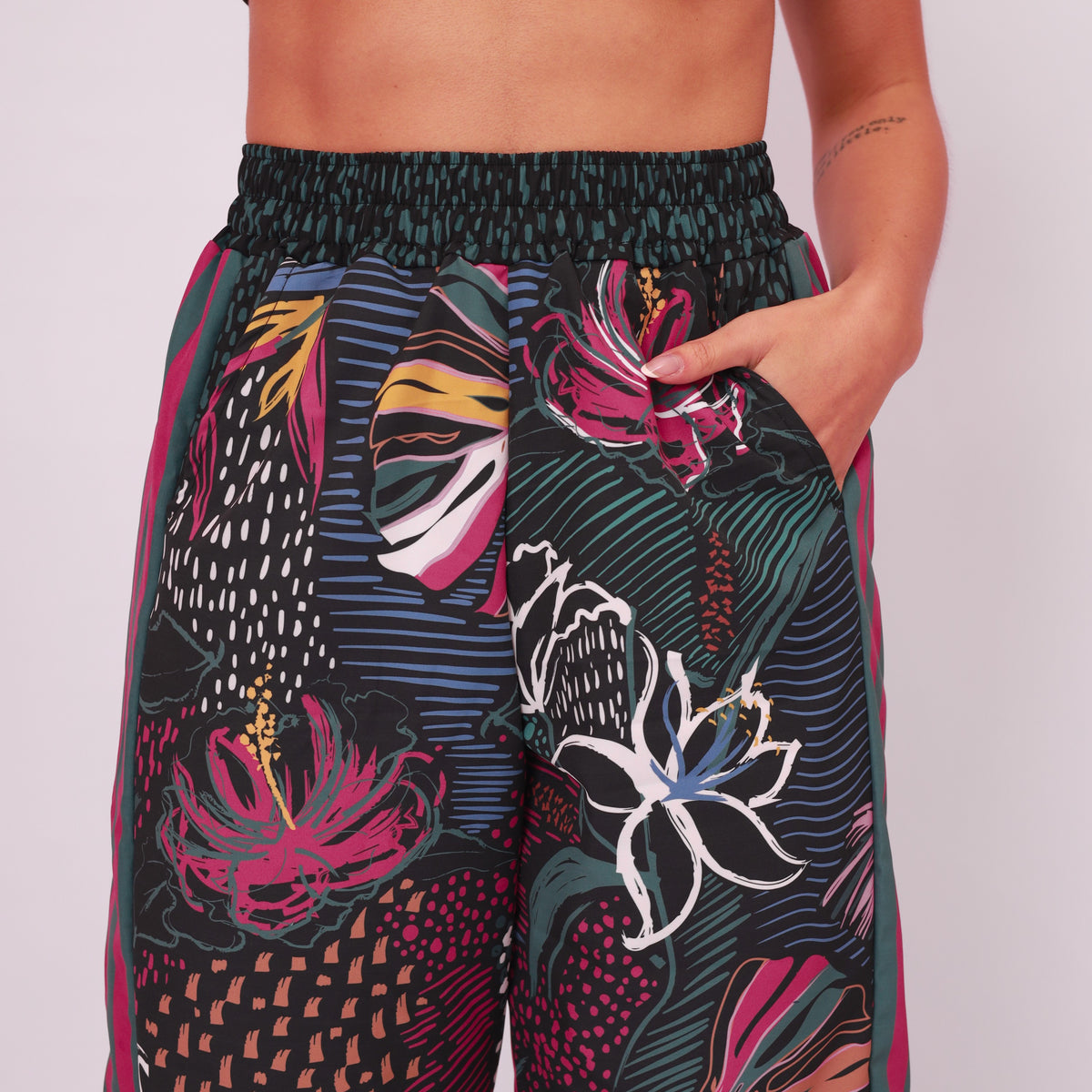Calça Jogger Bolso High Tech - Inverno Tropical