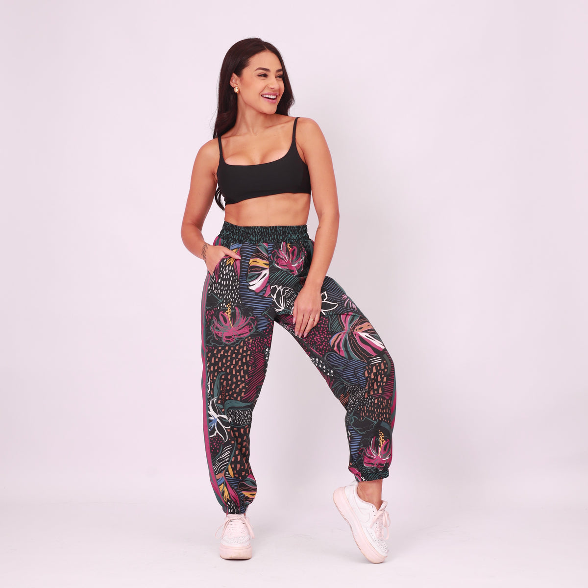 Calça Jogger Bolso High Tech - Inverno Tropical