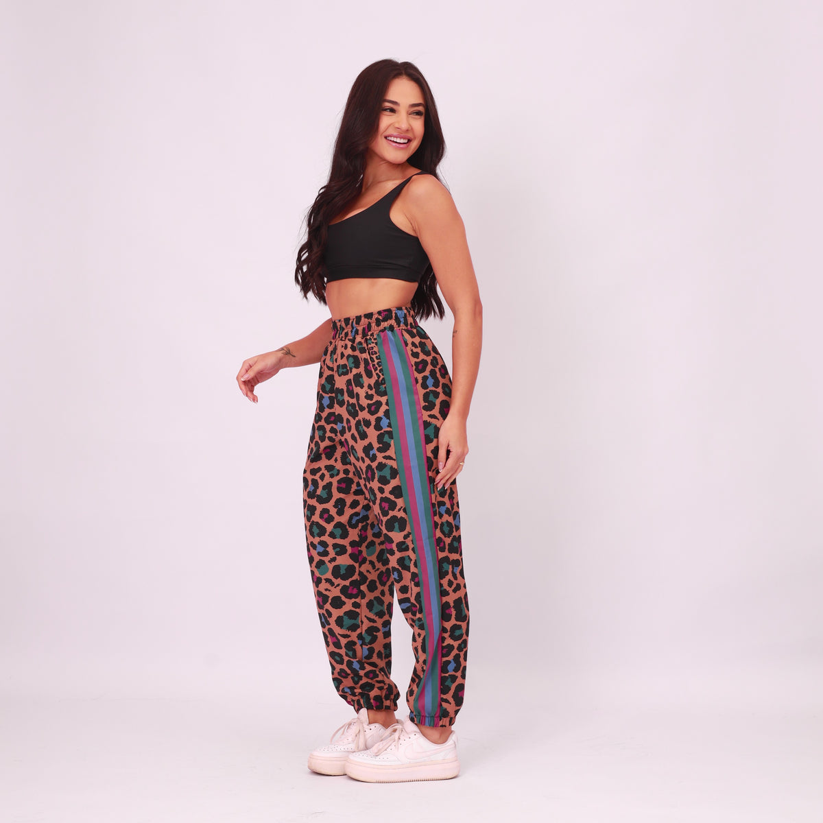 Calça Jogger Bolso High Tech - Onça Color