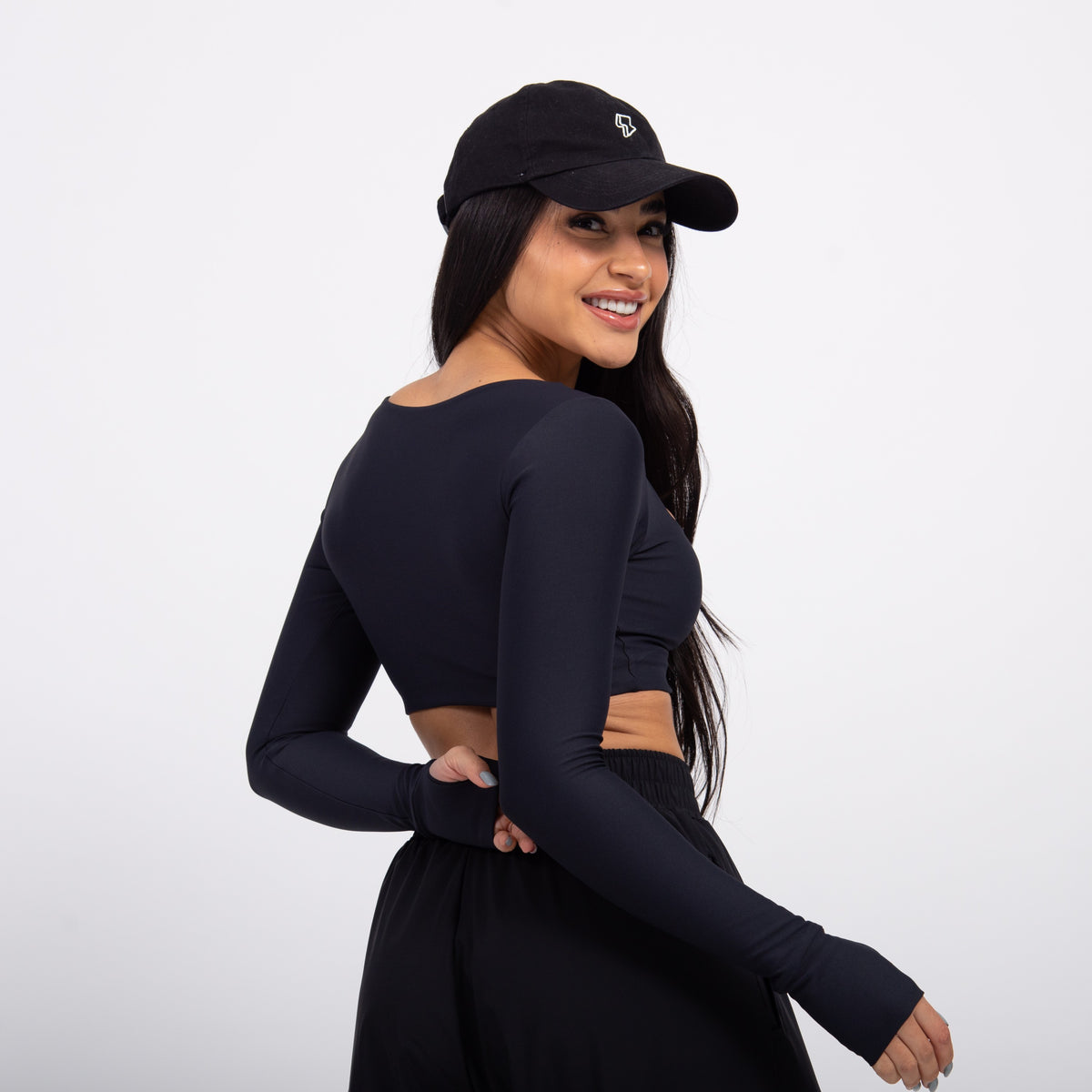 Top Cropped Manga Longa Sleek - Preto