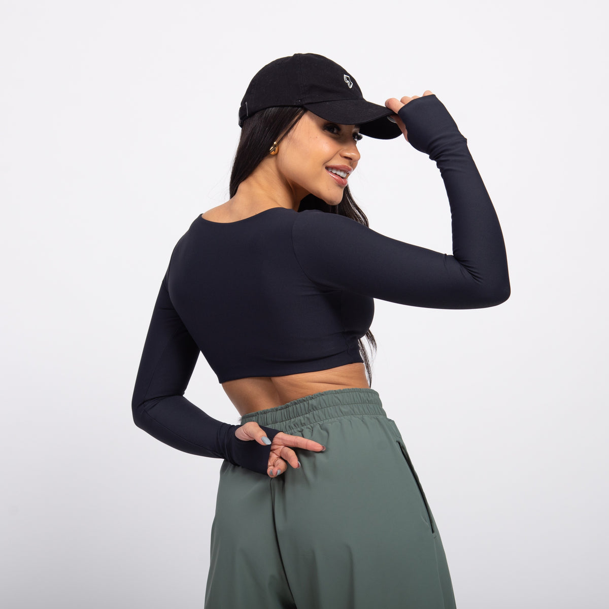 Top Cropped Manga Longa Sleek - Preto