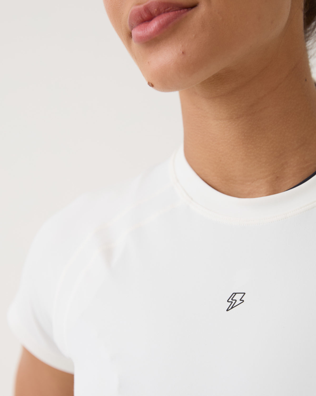 Cropped Raglan Anatômico - Branco
