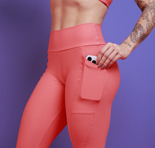 Legging Com Bolso Recorte Anatômico - Coral