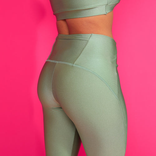 Legging Fit Bolso Cós Shine - Verde Alecrim