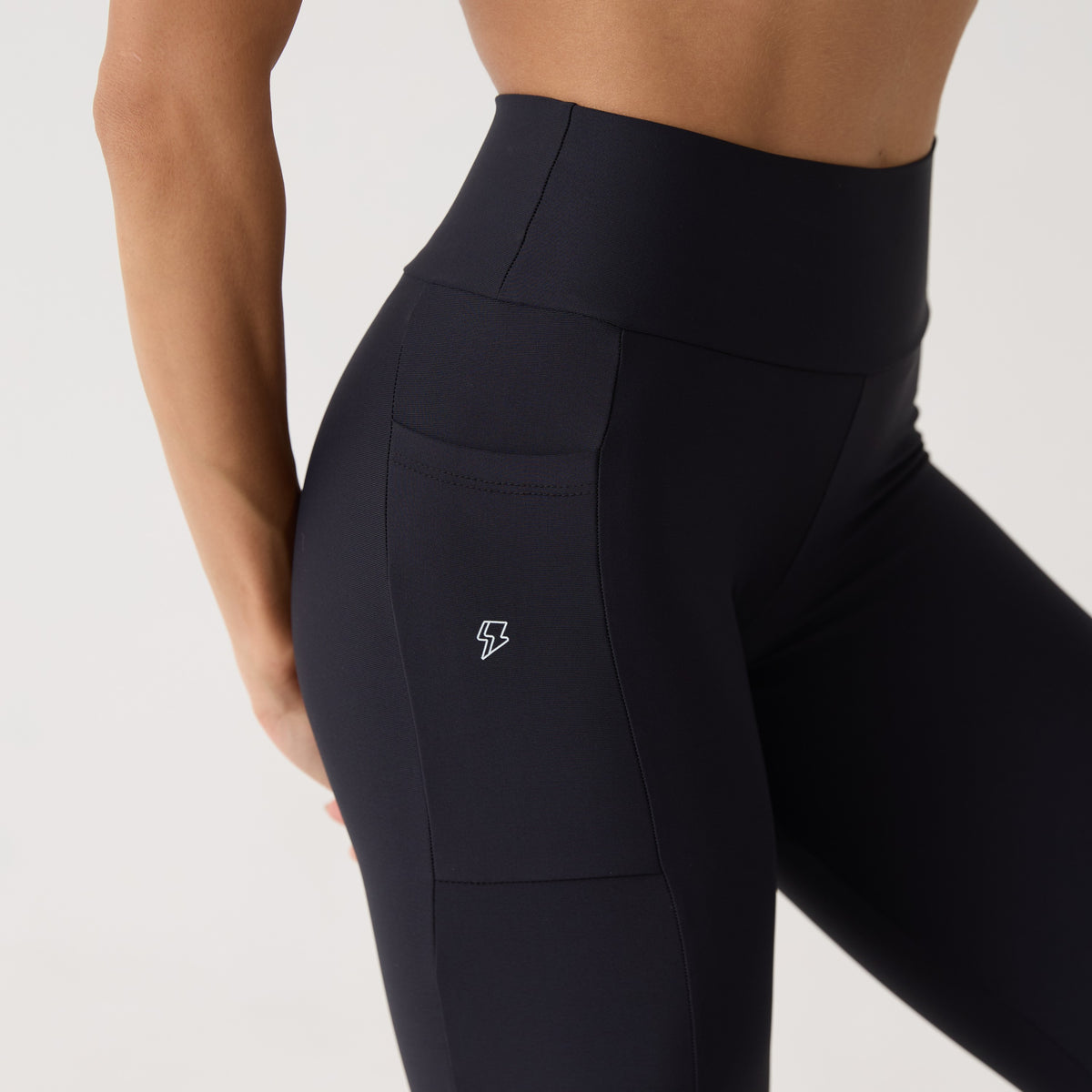 Legging Bolso Unilateral - Preto