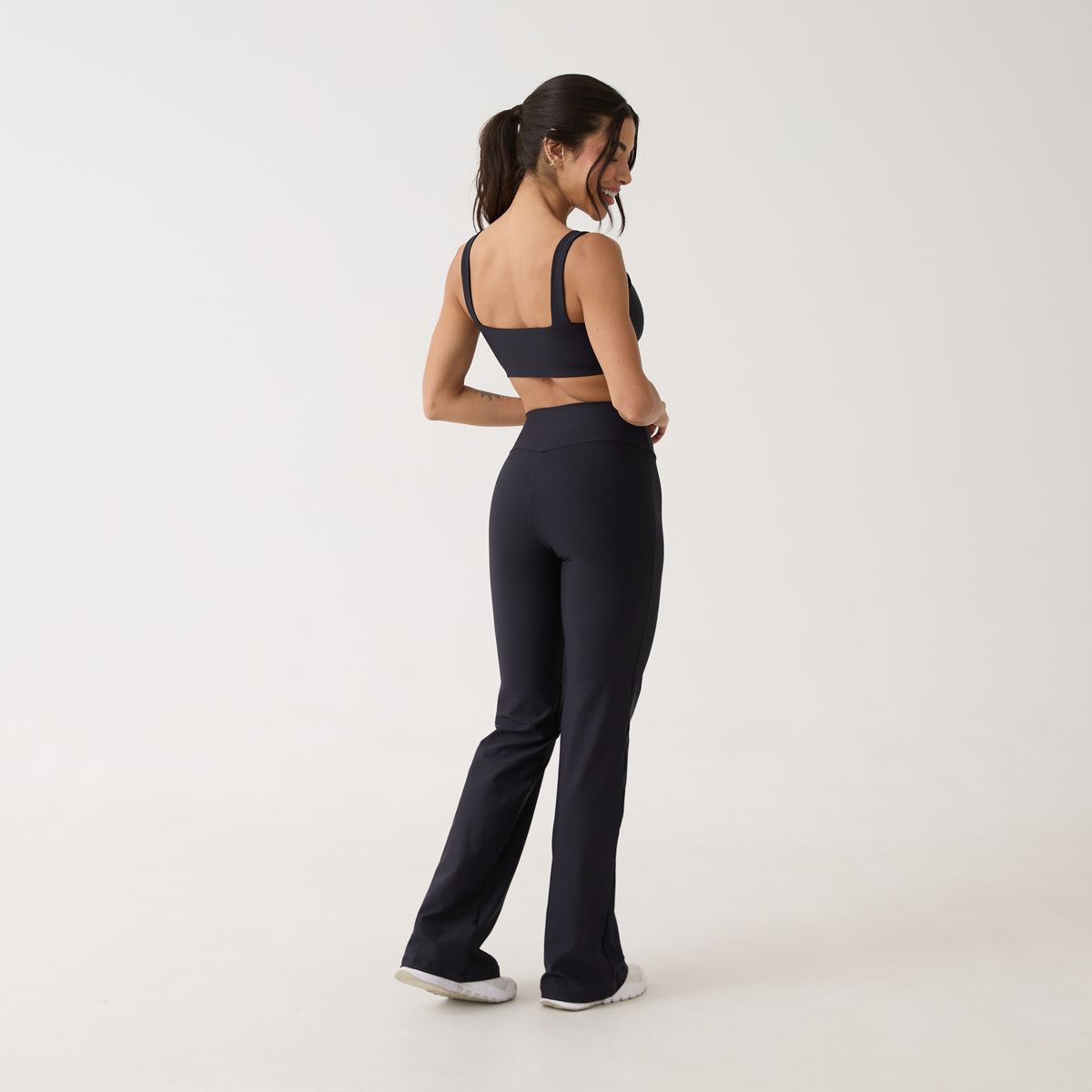 Calça Flare Element - Preto