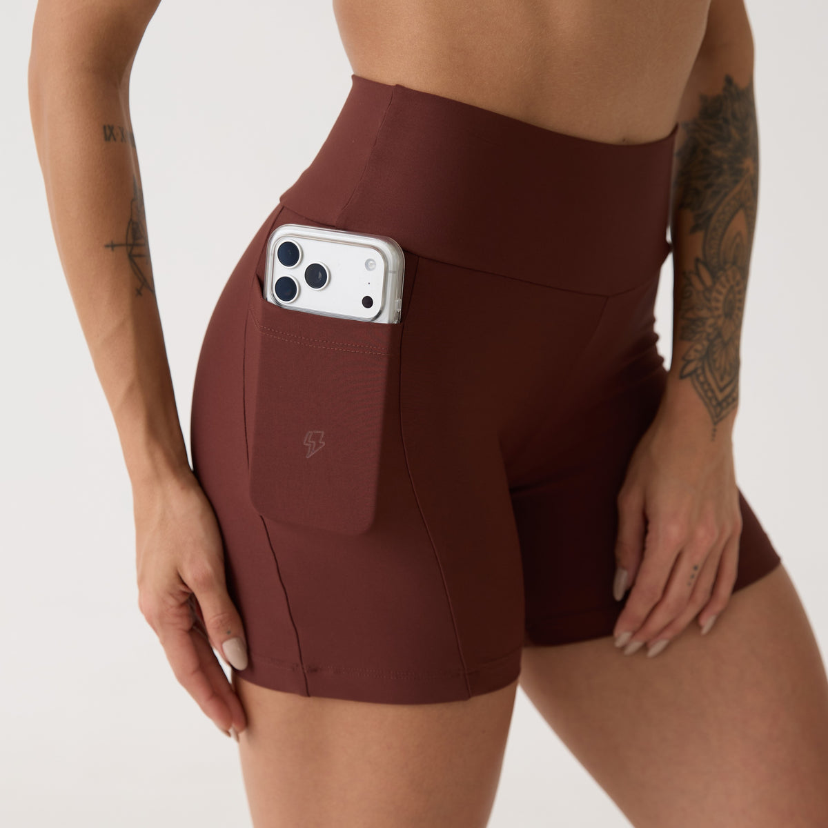 Short Bolso Unilateral - Café