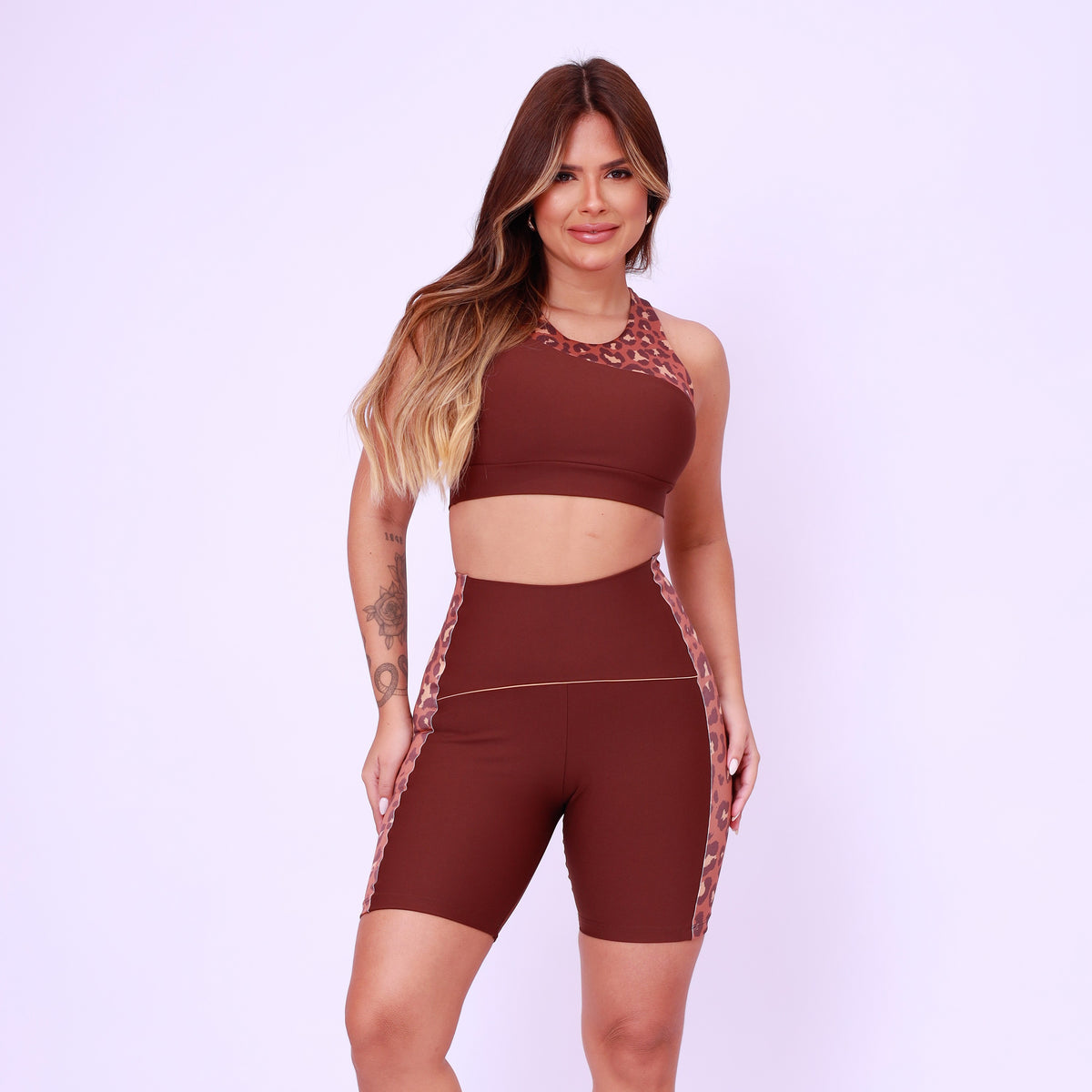 Top Assimétrico Abertura Costas Estampado - Onça Chocolate