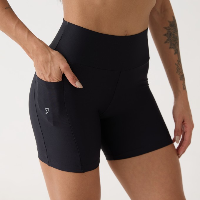 Short Bolso Unilateral - Preto