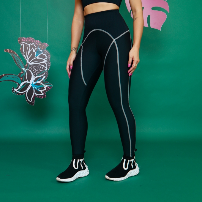 Legging Recortes Athletic - Preto e Off White