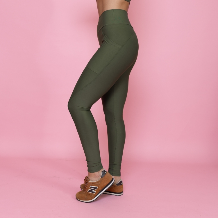 Legging Com Bolso Recorte Anatômico - Verde Oliva