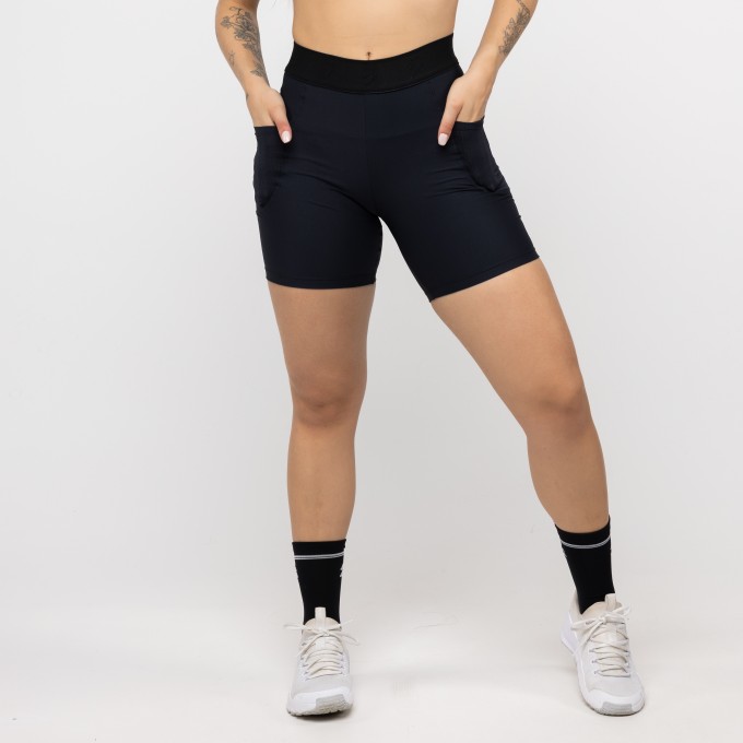 Short Alongado com Bolso e Cós de Elástico - Preto