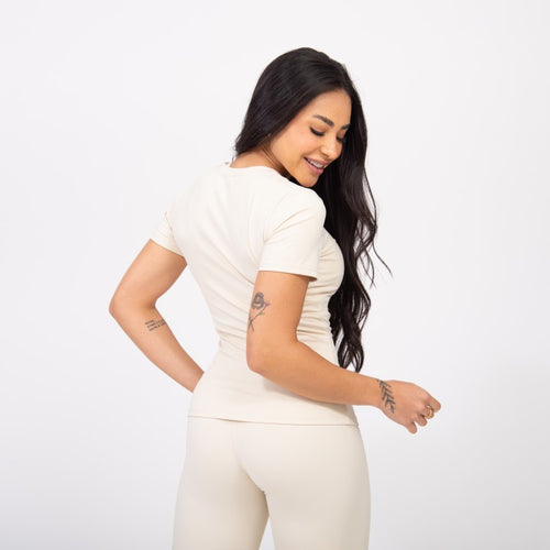 Blusa Baby Look Comfort - Creme Suave