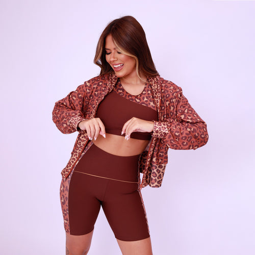 Bermuda Cós Anatômico Lateral Estampada - Onça Chocolate