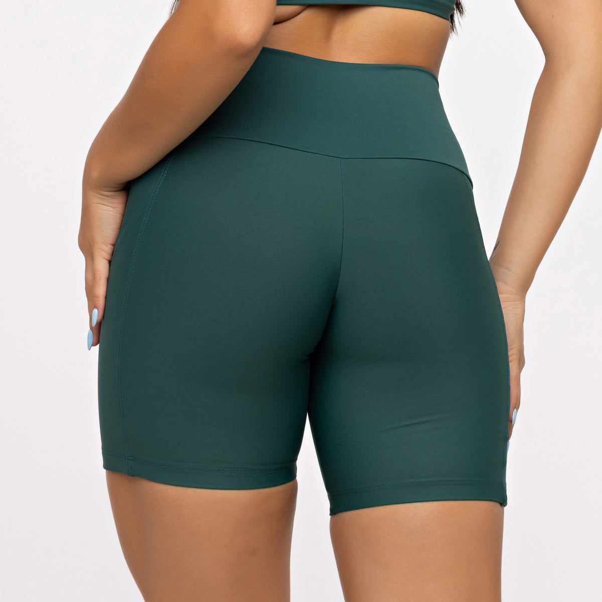 Bermuda Básica com Bolso - Esmeralda