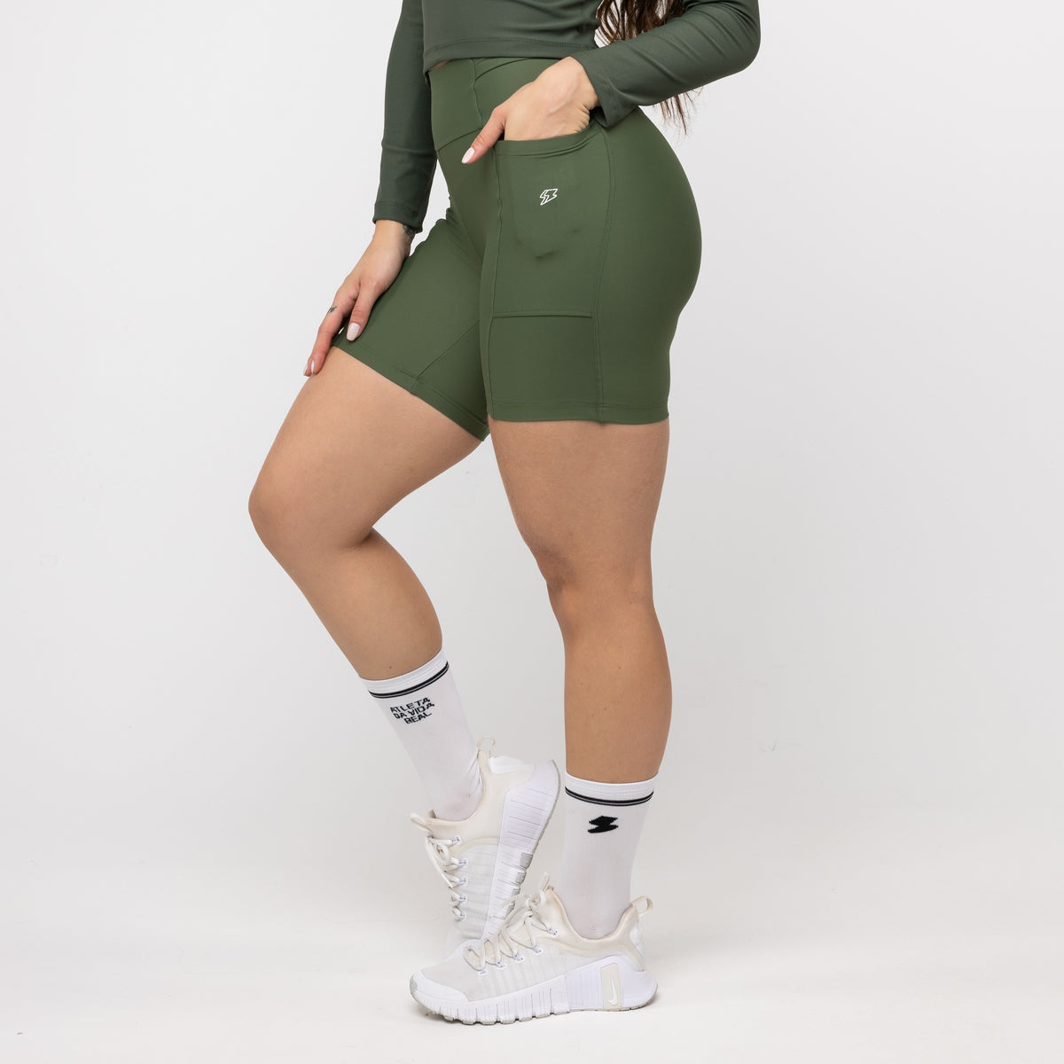 Bermuda com Bolsos Running - Verde Oliva