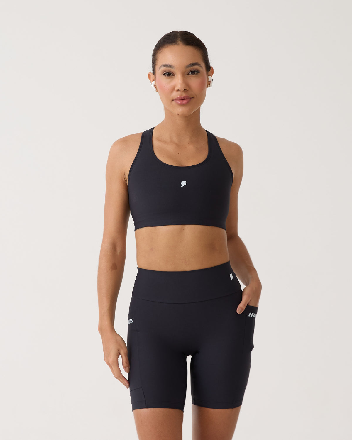 Bermuda com Bolso Run Club - Preto