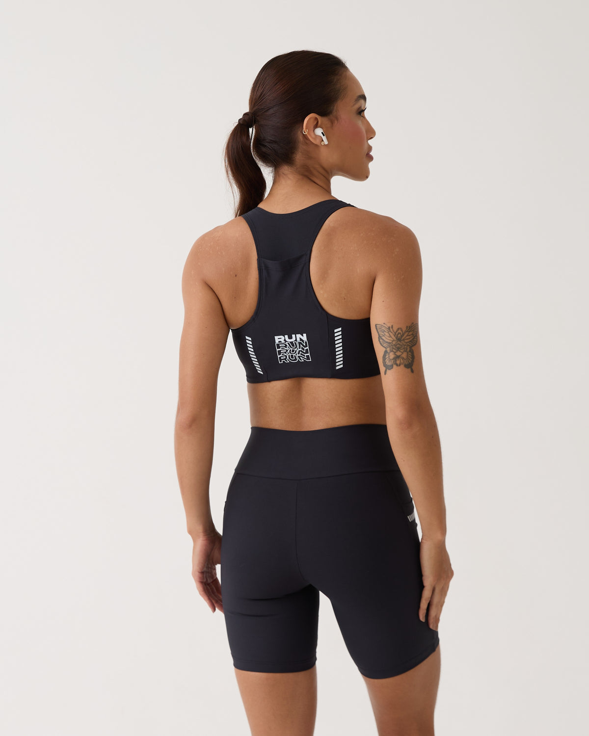 Bermuda com Bolso Run Club - Preto