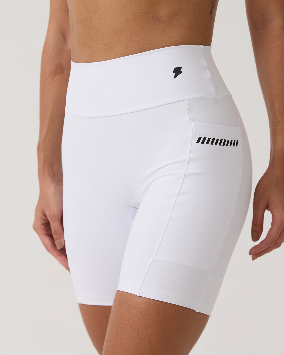 Bermuda com Bolso Run Club - Branco