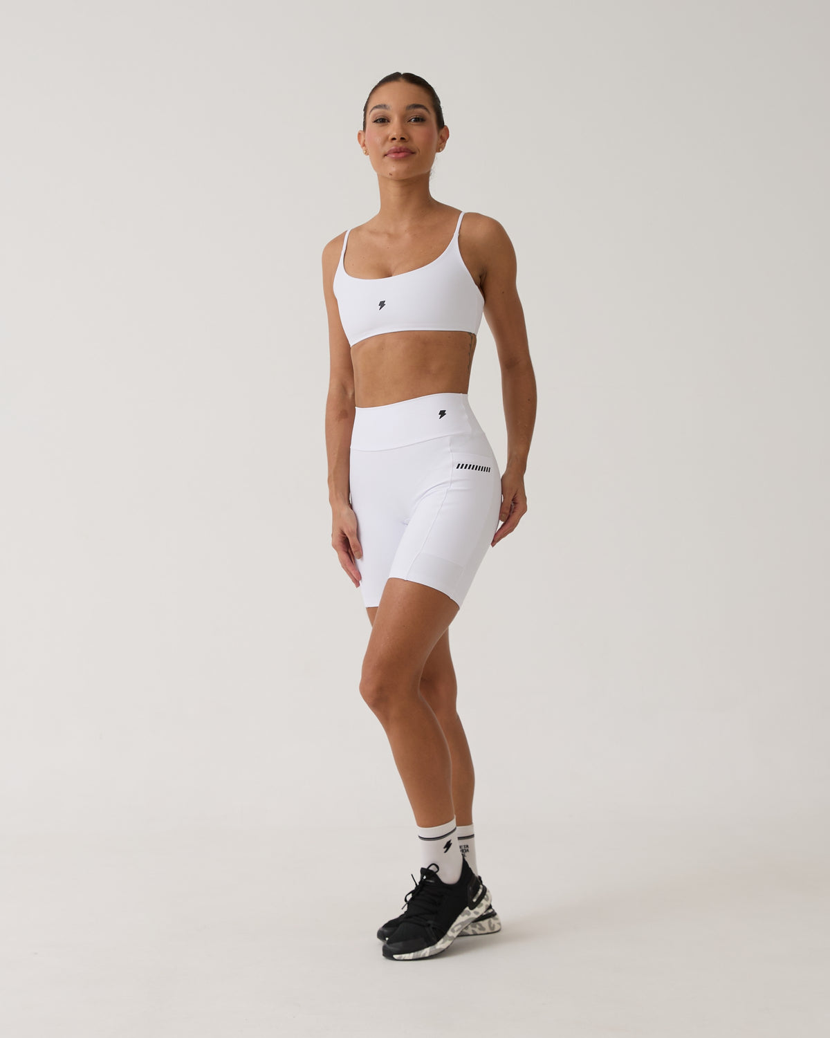 Bermuda com Bolso Run Club - Branco