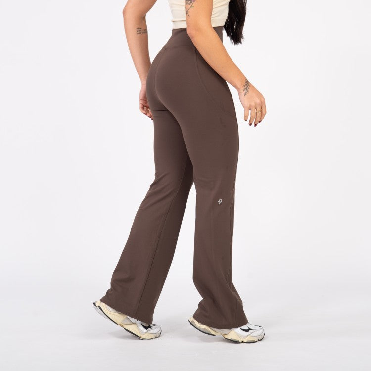 Calça Flaire Soft com Bolso - Castanho
