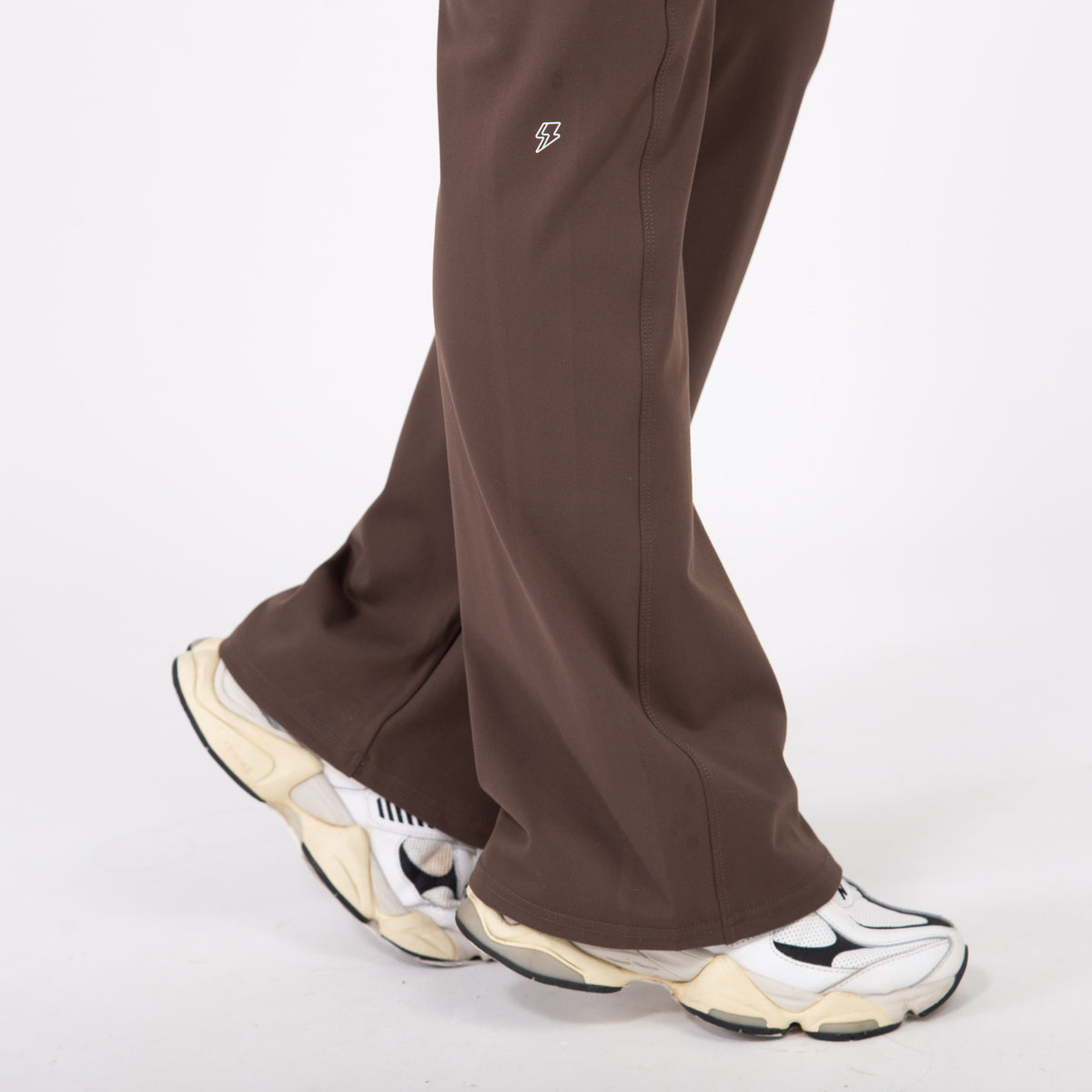Calça Flaire Soft com Bolso - Castanho