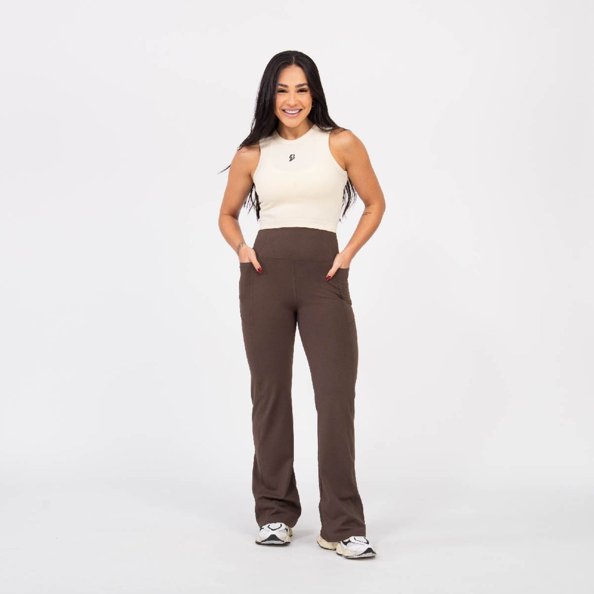 Calça Flaire Soft com Bolso - Castanho