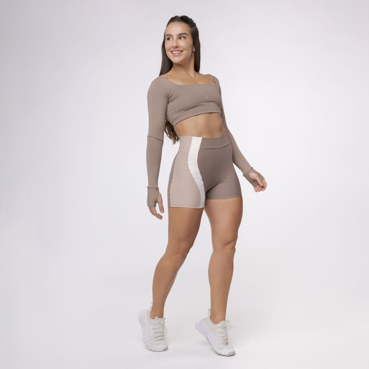 Top Cropped Manga Longa Sleek - Marrom Trufa