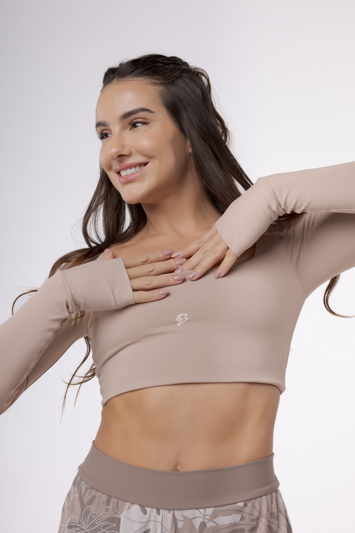 Top Cropped Manga Longa Sleek - Café com Leite