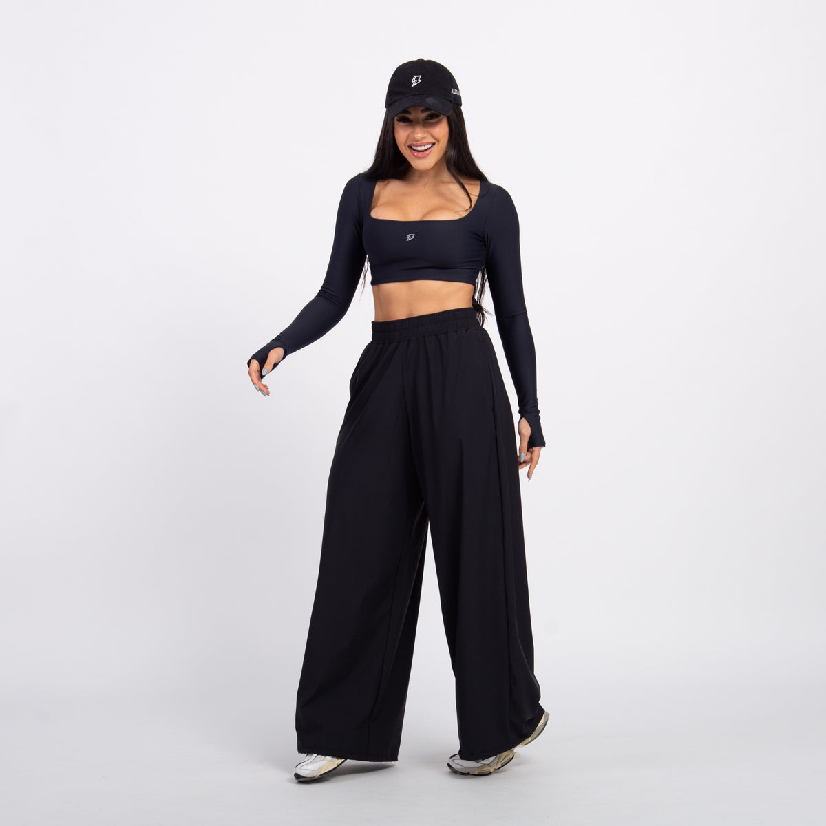 Top Cropped Manga Longa Sleek - Preto