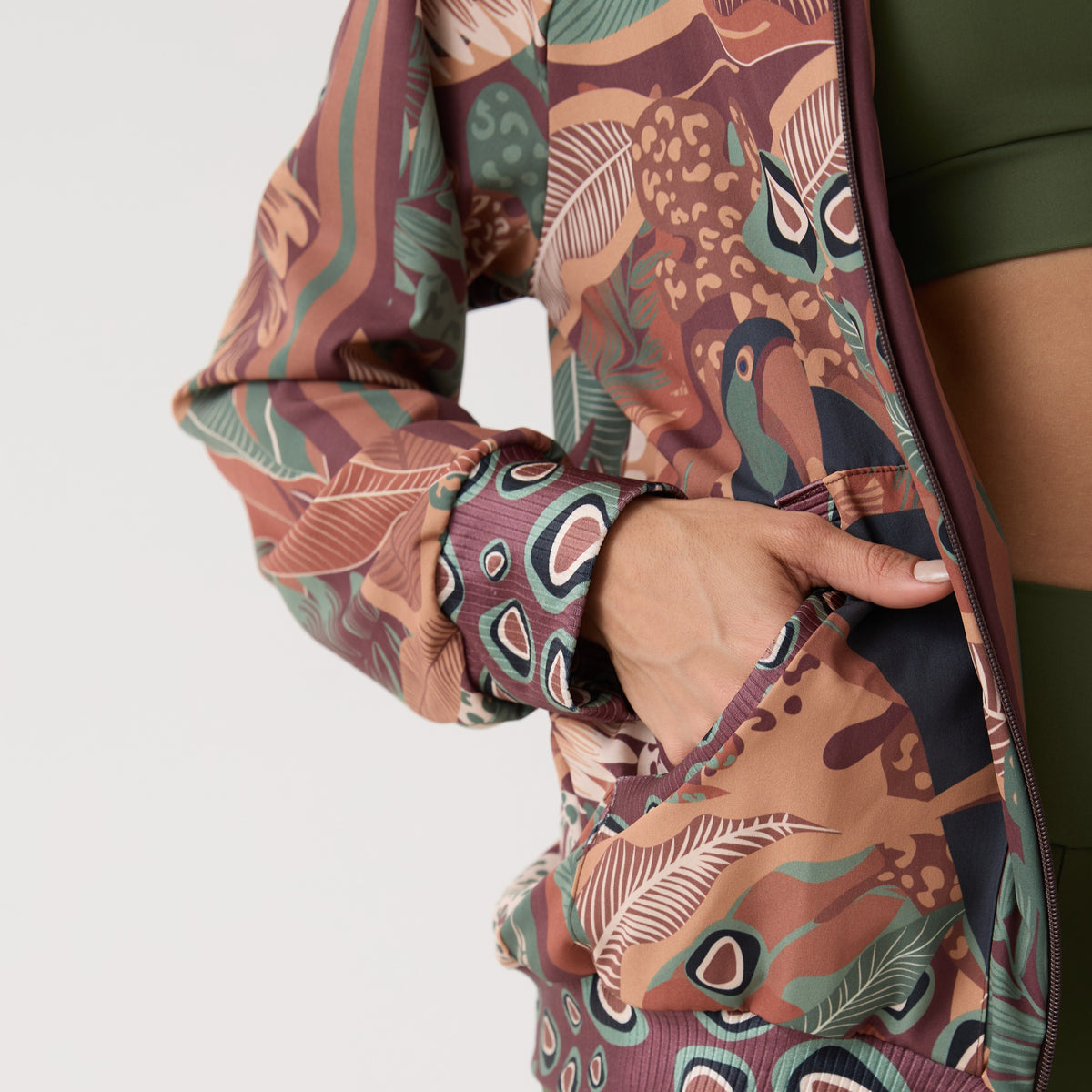 Jaqueta Bomber Estampada - Terra Nativa