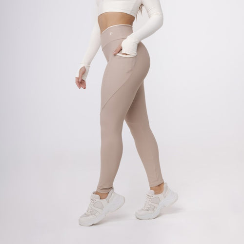 Legging com Bolso Fita Bicolor - Café com Leite &amp;amp; Off White