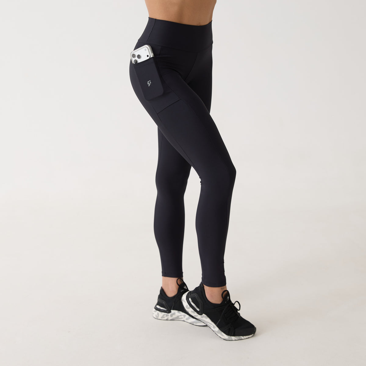Legging Bolso Unilateral - Preto