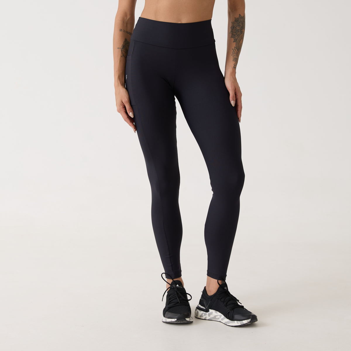 Legging Bolso Unilateral - Preto