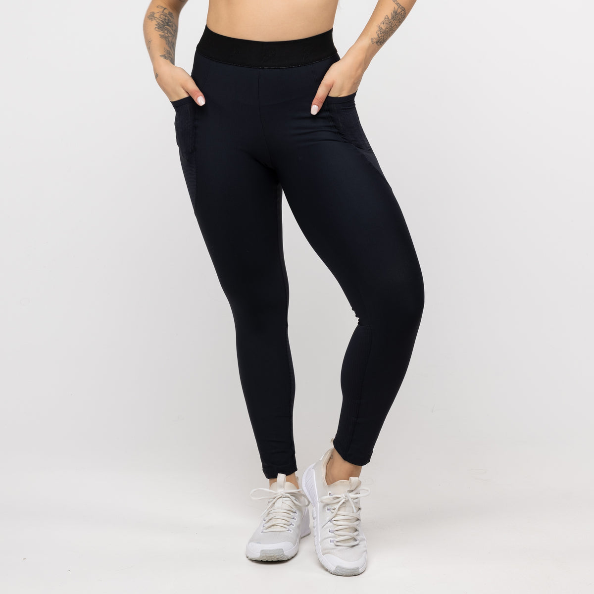 Legging Alongado com Bolso e Cós de Elástico - Preto