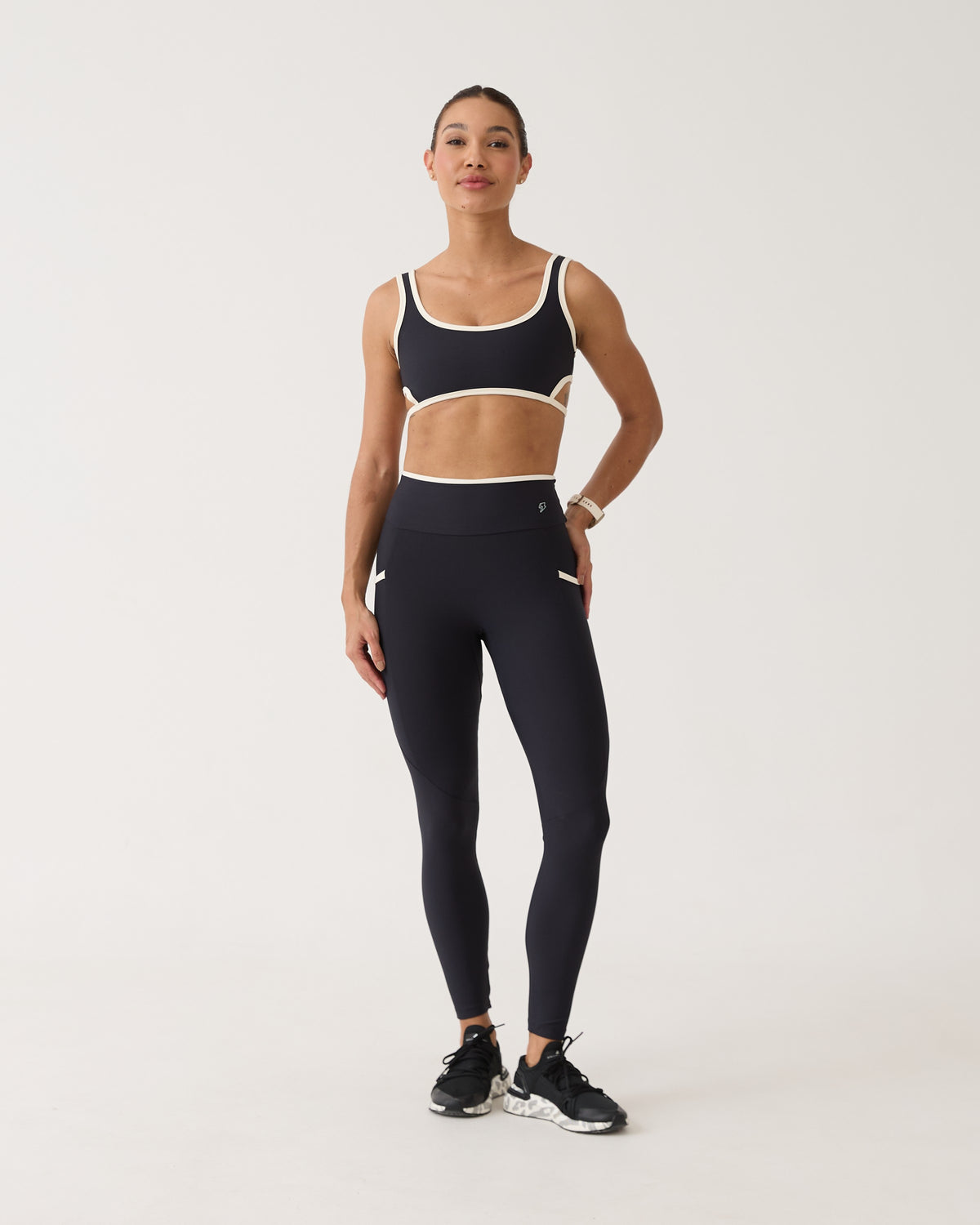 Legging com Bolso Fita Bicolor - Preto & Off White