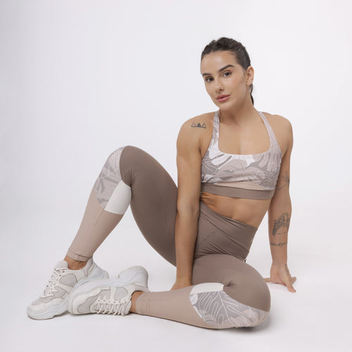 Legging Recorte Estampado Tricolor Bolso Cós - Costela Nude