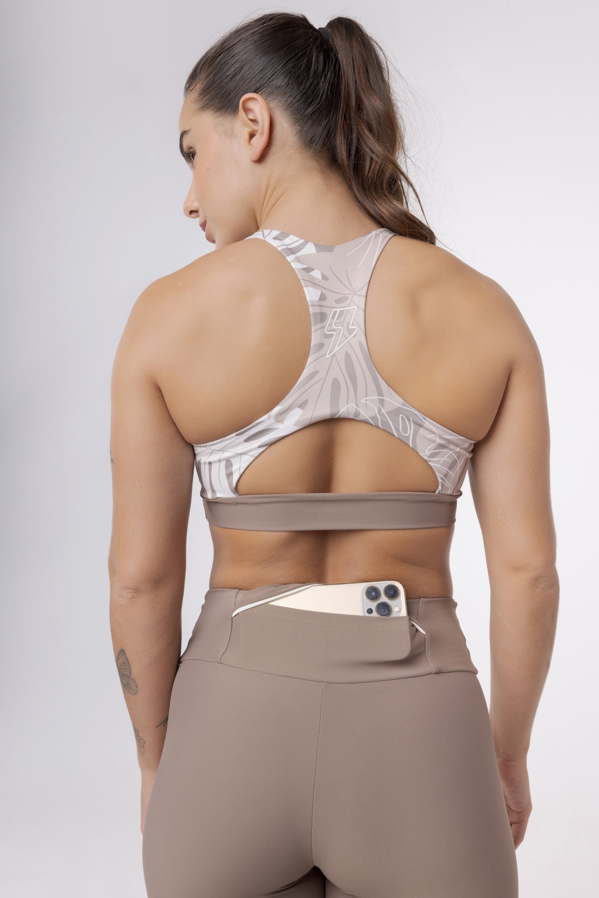 Legging Recorte Estampado Tricolor Bolso Cós - Costela Nude