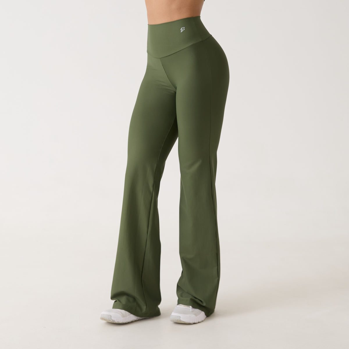 Calça Flare Element - Verde Oliva