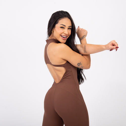 Macacão Racer Zip - Avelã