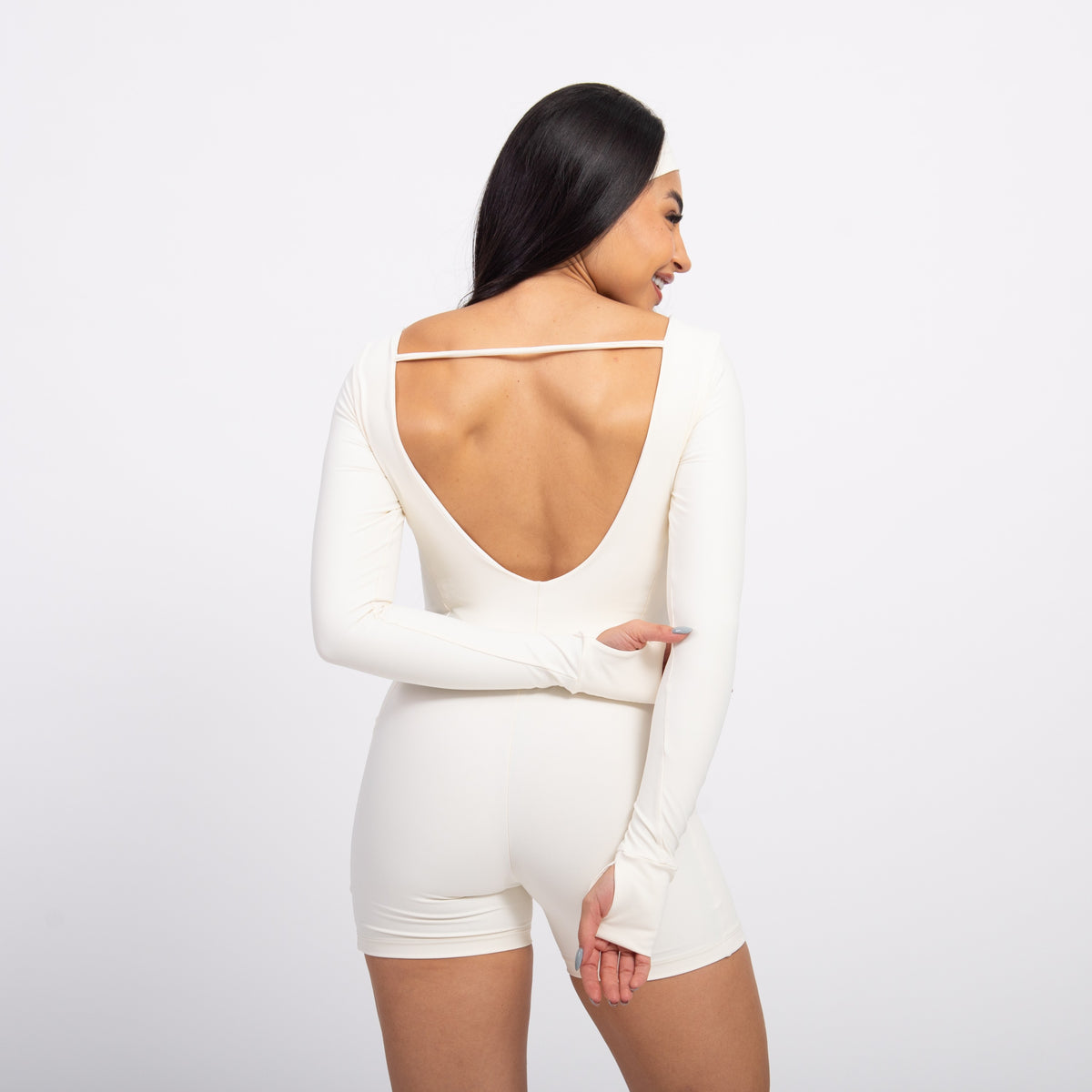 Macaquinho com Bolso Manga Longa Sleek - Off White