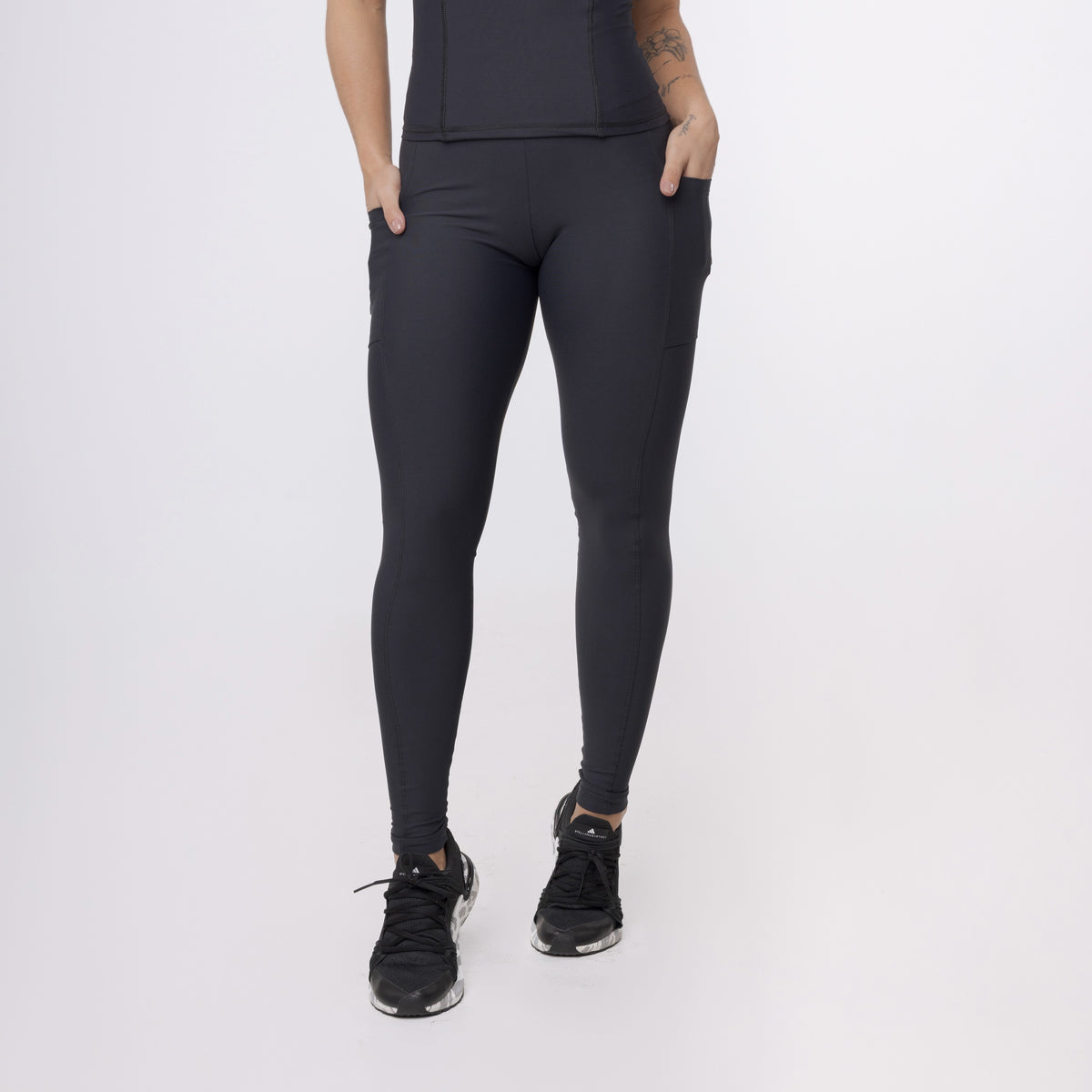 Legging Básica com Bolso - Preto