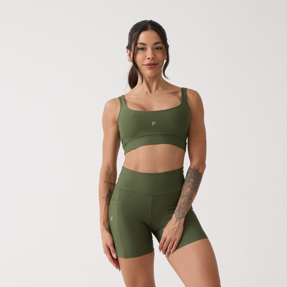 Short Bolso Unilateral - Verde Oliva