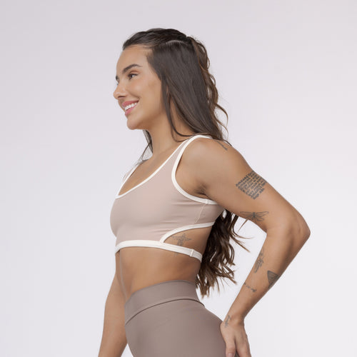 Top Camiseta Bicolor Abertura Costas - Café com Leite &amp;amp; Off White